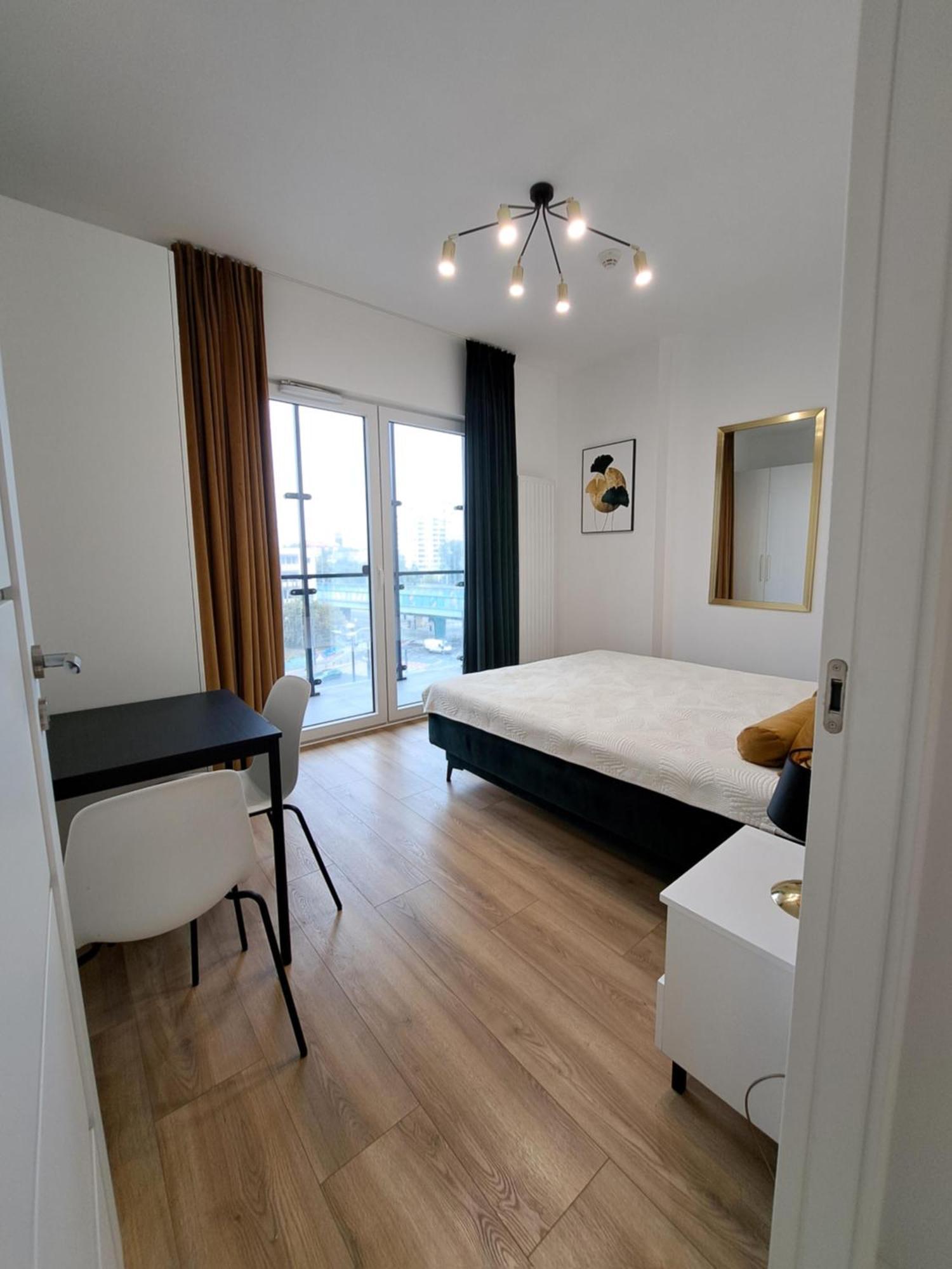 Apartamenty Wola Tower Warszawa Eksteriør billede